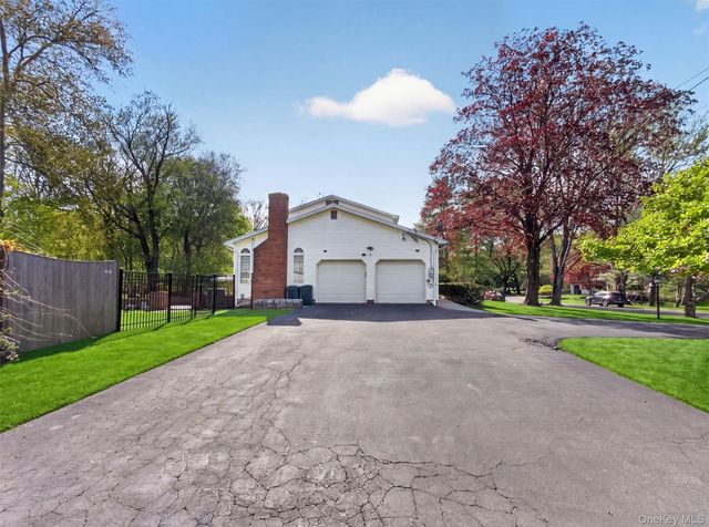1 Rone Court, New City, NY 10956