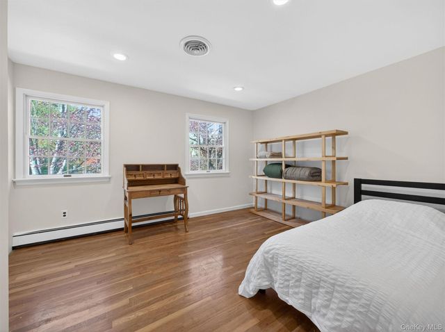 1 Rone Court, New City, NY 10956