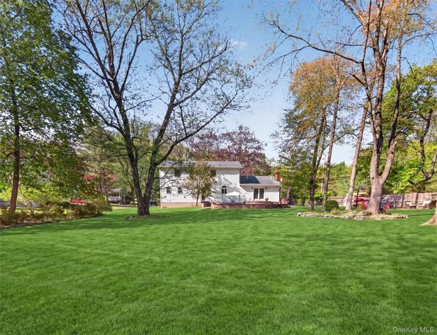1 Rone Court, New City, NY 10956