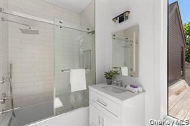 66 Hillside Drive E, Sag Harbor, NY 11963