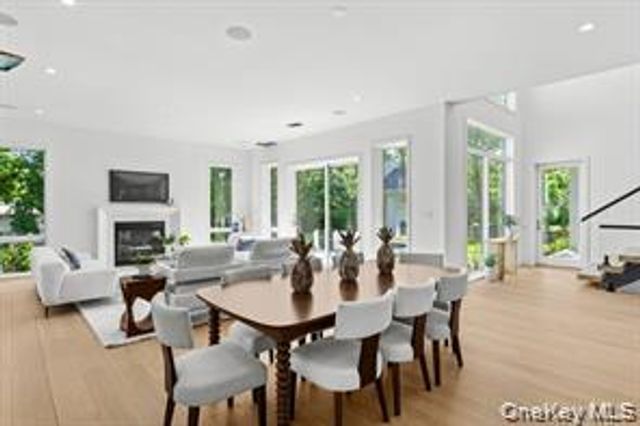 66 Hillside Drive E, Sag Harbor, NY 11963