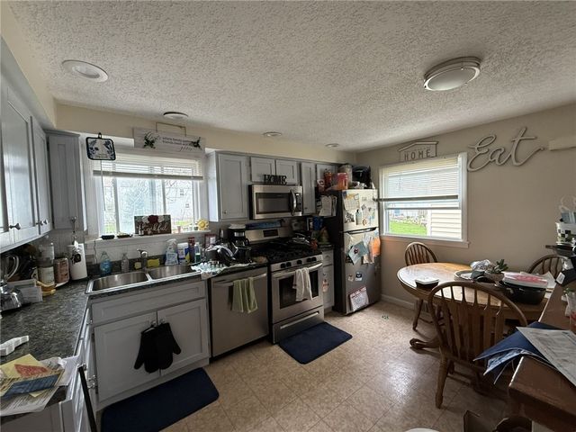 177 Henderson Avenue, Tonawanda, NY 14217