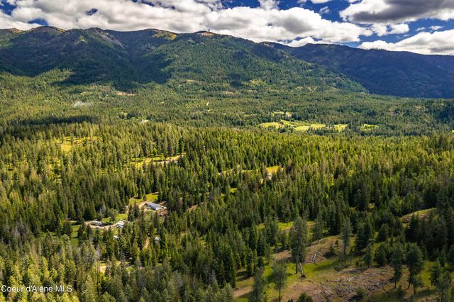 166 Demers Dr, Hope, ID 83836