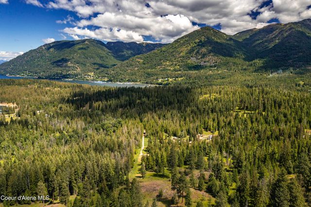 166 Demers Dr, Hope, ID 83836
