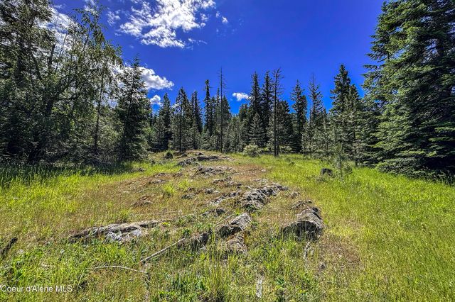 166 Demers Dr, Hope, ID 83836