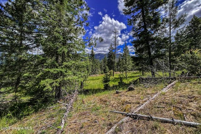 166 Demers Dr, Hope, ID 83836