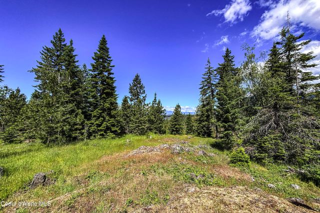 166 Demers Dr, Hope, ID 83836