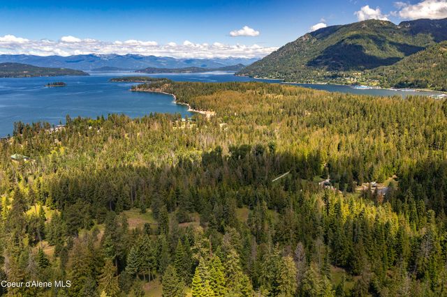 166 Demers Dr, Hope, ID 83836