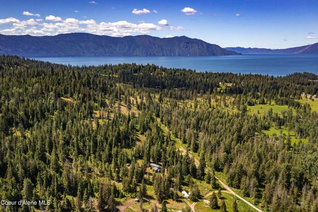 166 Demers Dr, Hope, ID 83836