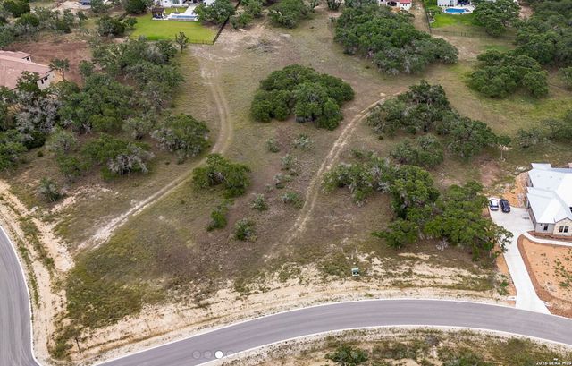 34788 High Gate Rd., Bulverde, TX 78163