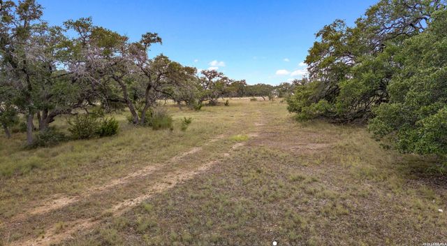 34788 High Gate Rd., Bulverde, TX 78163