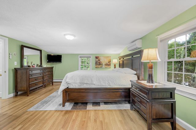 137 Central St, North Reading, MA 01864