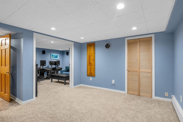 137 Central St, North Reading, MA 01864