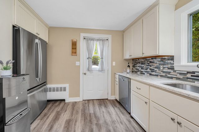 137 Central St, North Reading, MA 01864