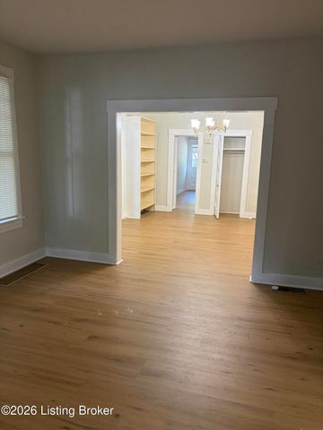 3213 Marion Ct, Louisville, KY 40206