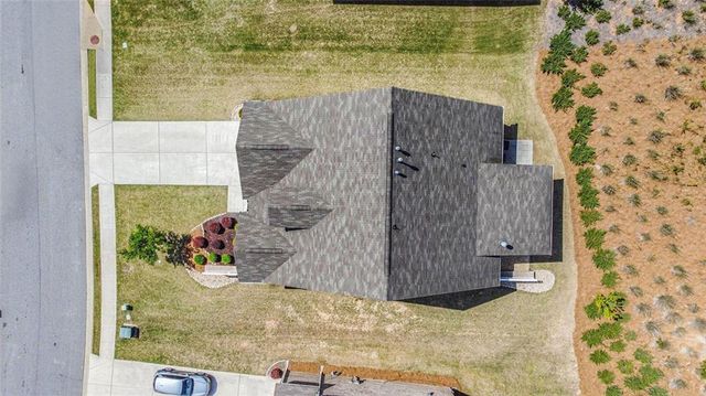 5749 Creek Indian Dr, Sugar Hill, GA 30518