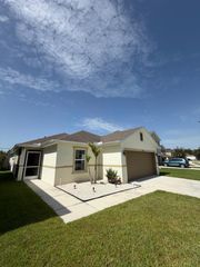 5670 NW Pine Trail Circle, Port St. Lucie, Port St Lucie, FL 34983