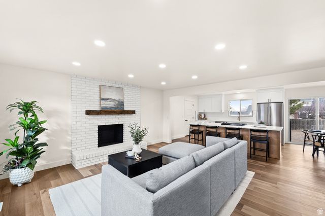 9073 S ELMHEARST DR, West Jordan, UT 84088