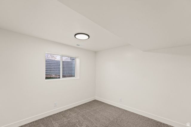 9073 S ELMHEARST DR, West Jordan, UT 84088