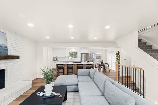 9073 S ELMHEARST DR, West Jordan, UT 84088