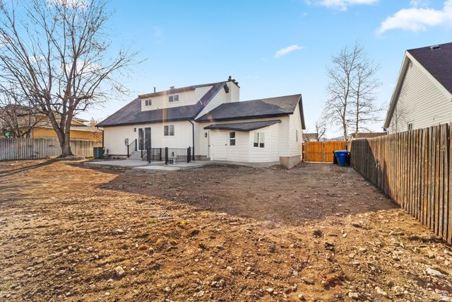 9073 S ELMHEARST DR, West Jordan, UT 84088