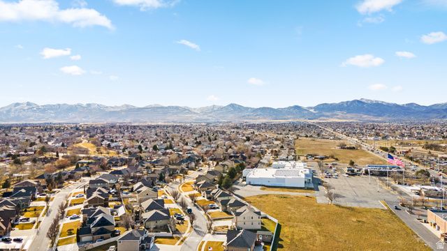 9073 S ELMHEARST DR, West Jordan, UT 84088