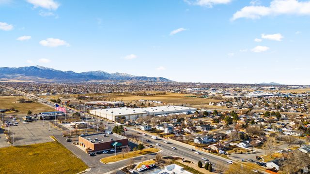 9073 S ELMHEARST DR, West Jordan, UT 84088