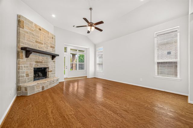 8155 Laughing Falcon Trail, Conroe, TX 77385