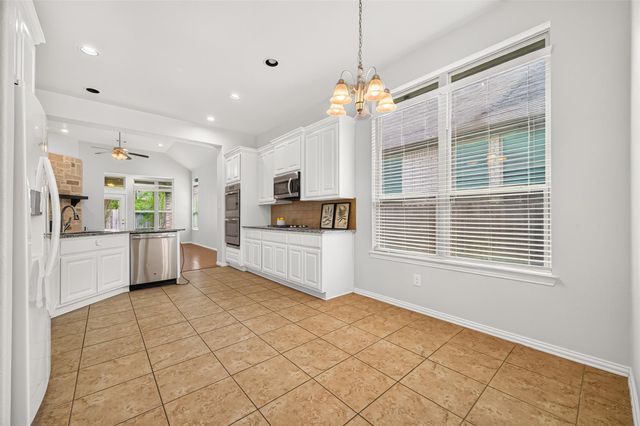 8155 Laughing Falcon Trail, Conroe, TX 77385