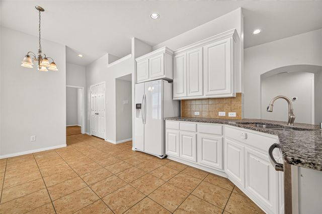 8155 Laughing Falcon Trail, Conroe, TX 77385