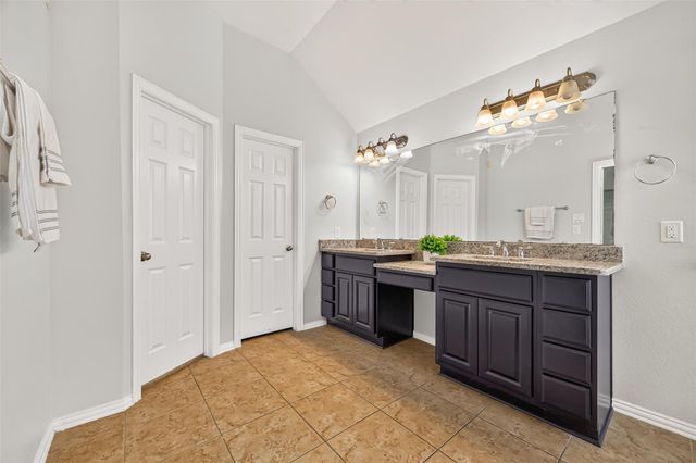 8155 Laughing Falcon Trail, Conroe, TX 77385