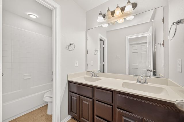 8155 Laughing Falcon Trail, Conroe, TX 77385