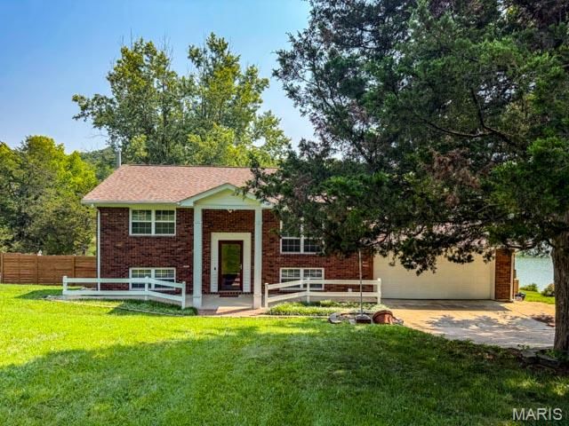 3660 W Lakeview Drive, House Springs, MO 63051