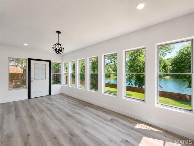 3660 W Lakeview Drive, House Springs, MO 63051