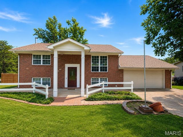 3660 W Lakeview Drive, House Springs, MO 63051