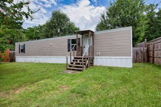 18 Lucky Lane, Mary Esther, FL 32569