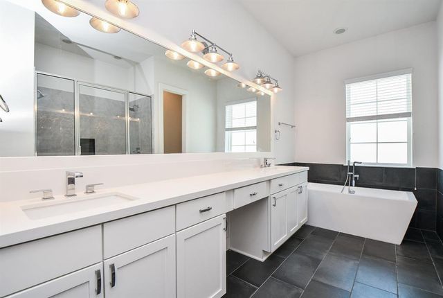 1515 Weber Street A, Houston, TX 77007