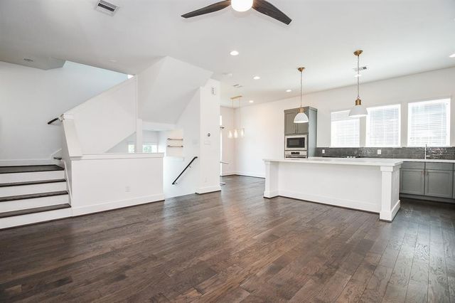 1515 Weber Street A, Houston, TX 77007