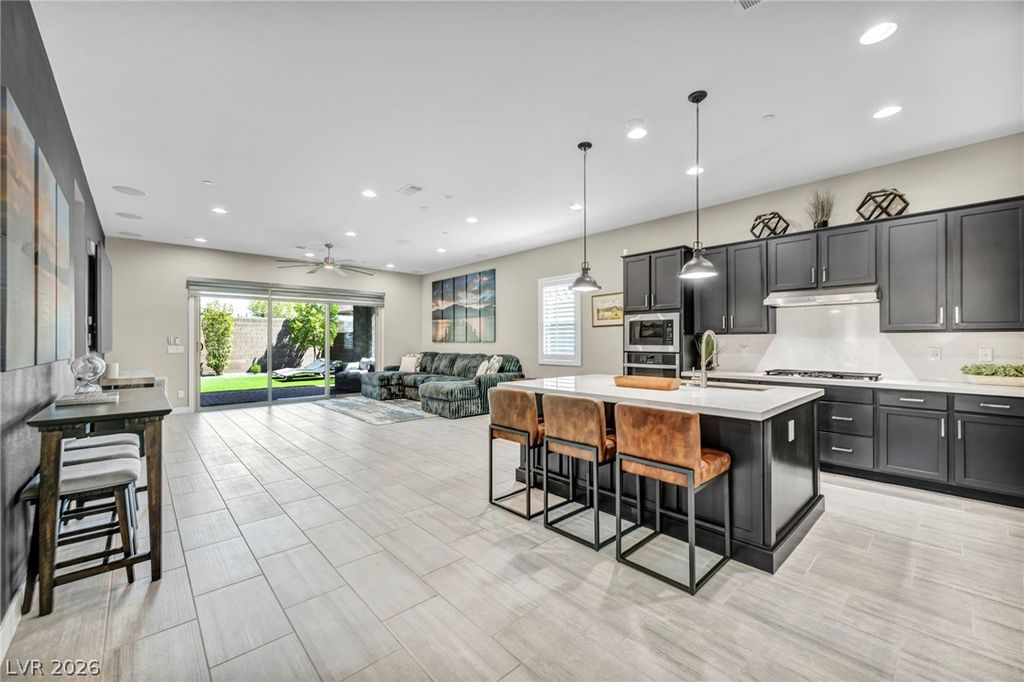 11584 Painted Chasm Way, Las Vegas, NV 89138 — photo 4