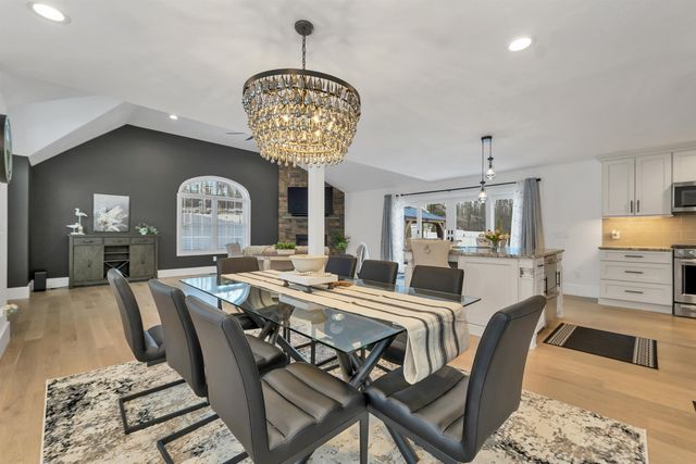 3 Pages Lane, Atkinson, NH 03811