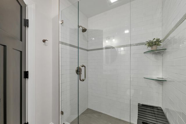 3 Pages Lane, Atkinson, NH 03811