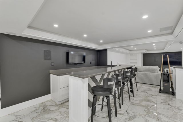 3 Pages Lane, Atkinson, NH 03811