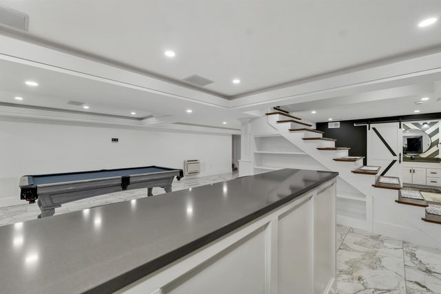 3 Pages Lane, Atkinson, NH 03811