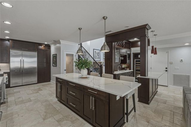 6117 S RUSSELL STREET, Tampa, FL 33611