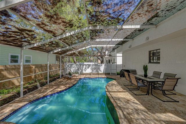 6117 S RUSSELL STREET, Tampa, FL 33611