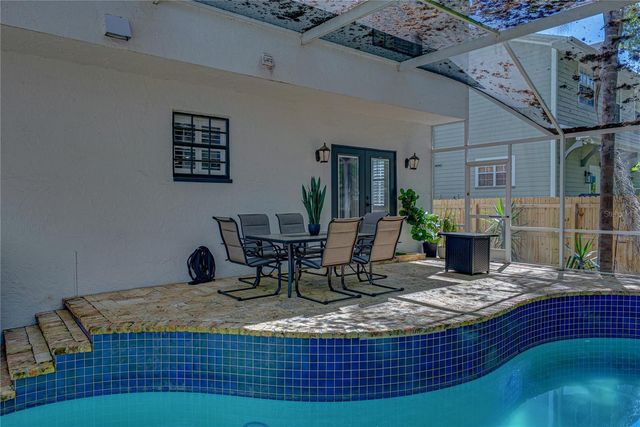 6117 S RUSSELL STREET, Tampa, FL 33611