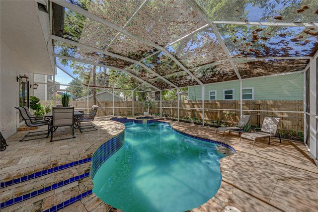 6117 S RUSSELL STREET, Tampa, FL 33611