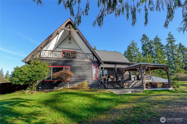 323 Hulse Road, Port Angeles, WA 98362