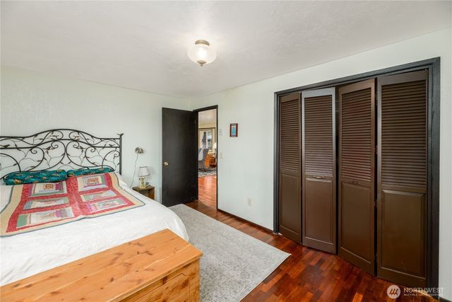 323 Hulse Road, Port Angeles, WA 98362