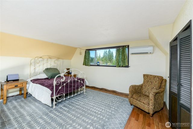 323 Hulse Road, Port Angeles, WA 98362